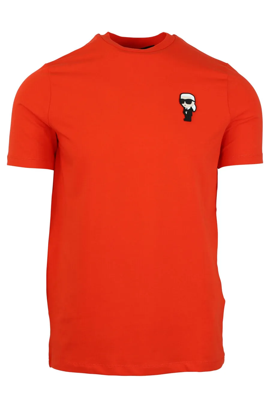 Camiseta naranja con logo de goma