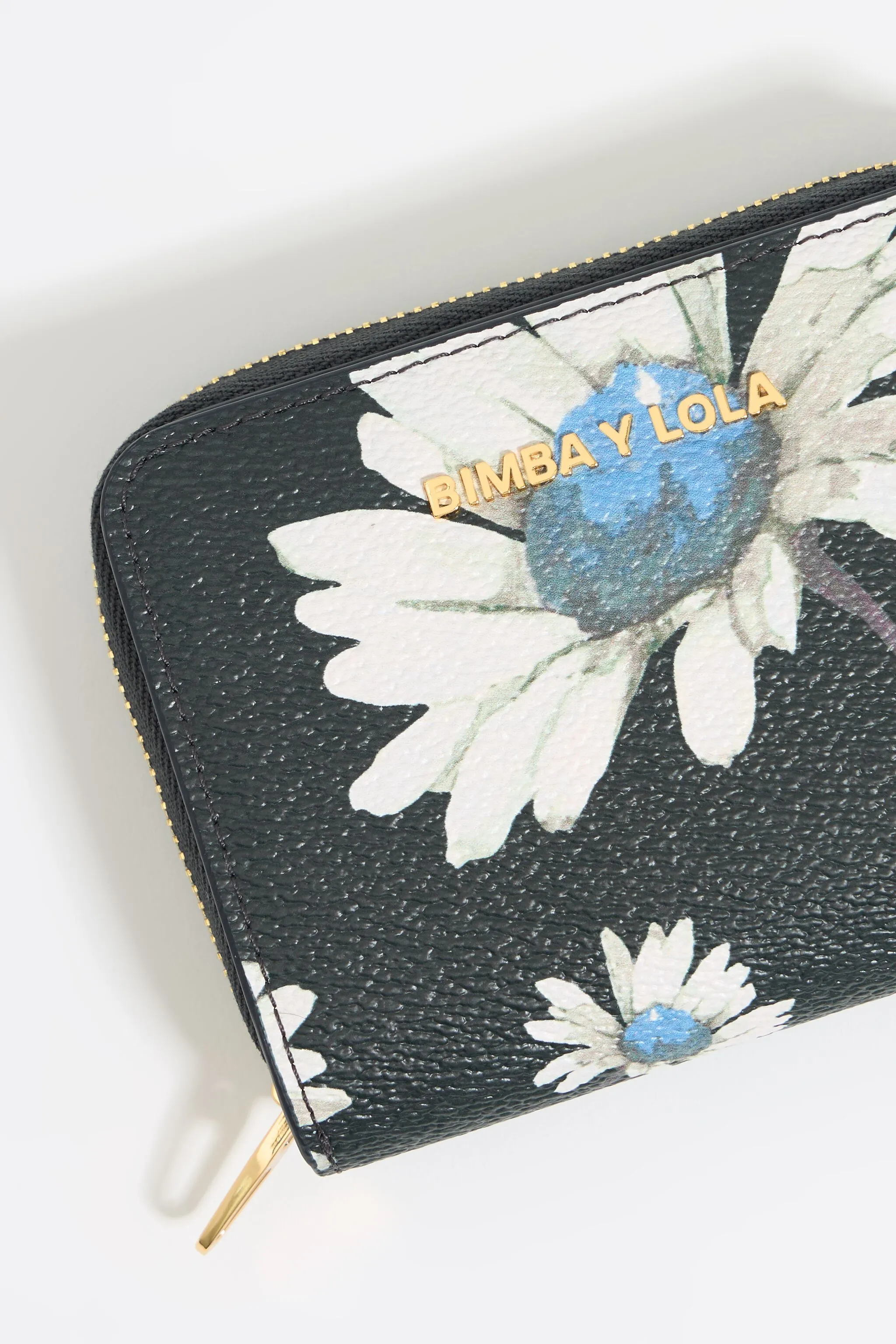 Cartera solapa Daisy antracita