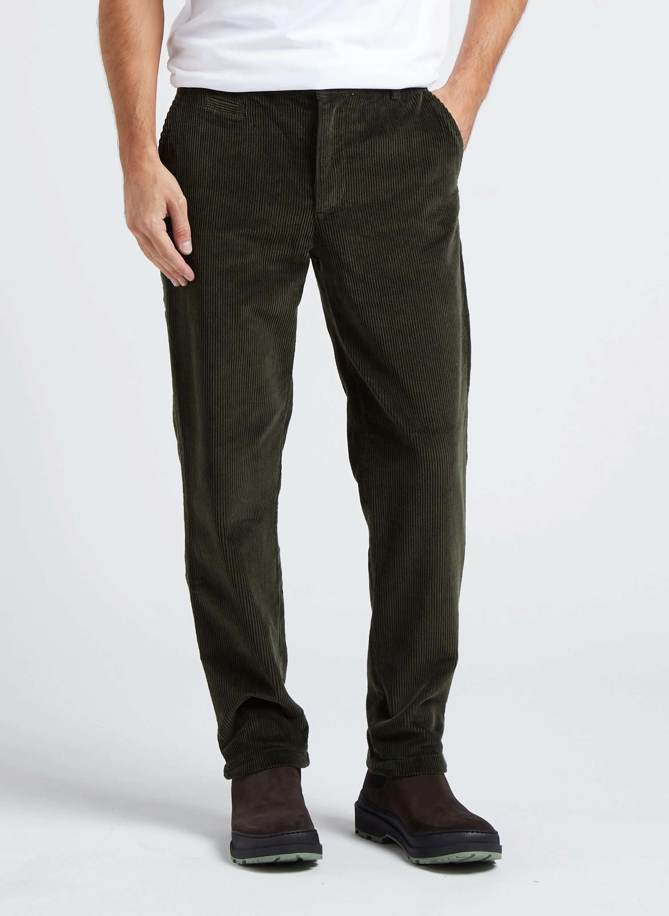 CHUCK - Pantalón chino de terciopelo acanalado en verde