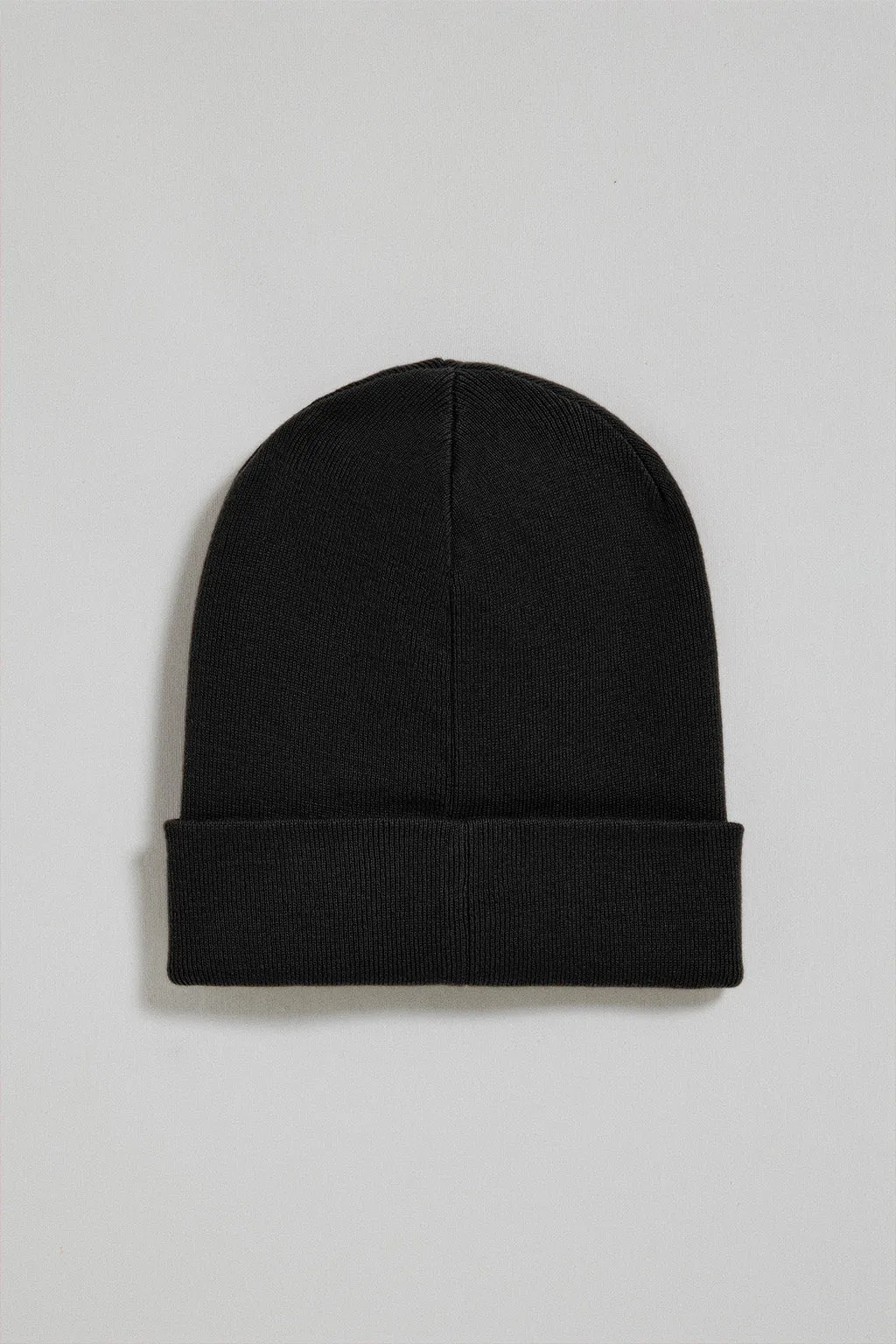 Gorro de lana Vito negro con detalle de etiqueta Polo Club