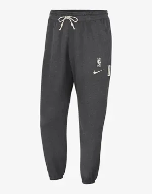 Nike Team 31 Standard Issue