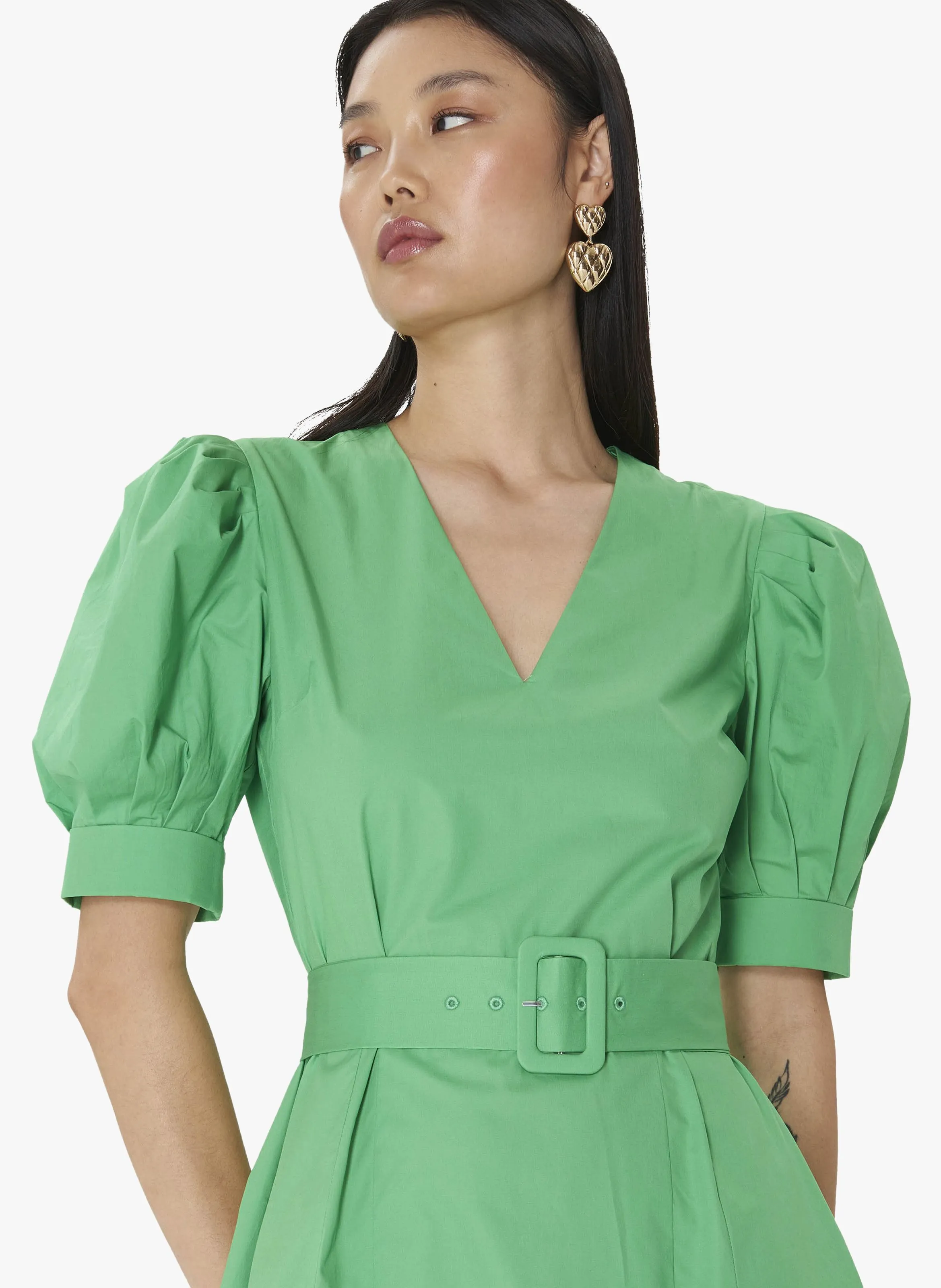 RANYA - Vestido midi con cuello en V y falda evasé de algodón orgánico en verde