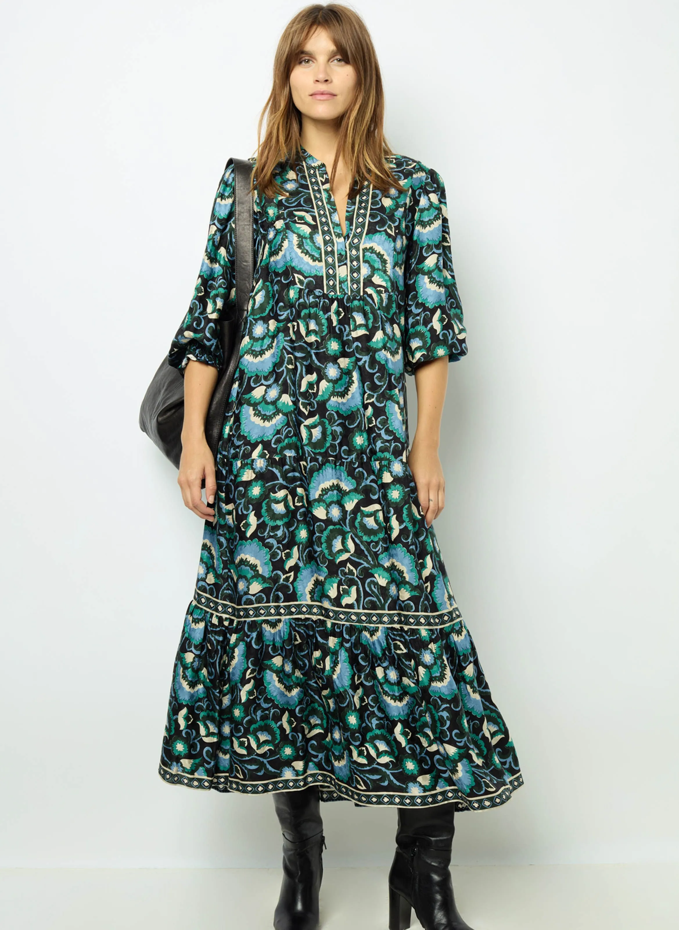 SANDA - Vestido midi estampado y jacquard en verde