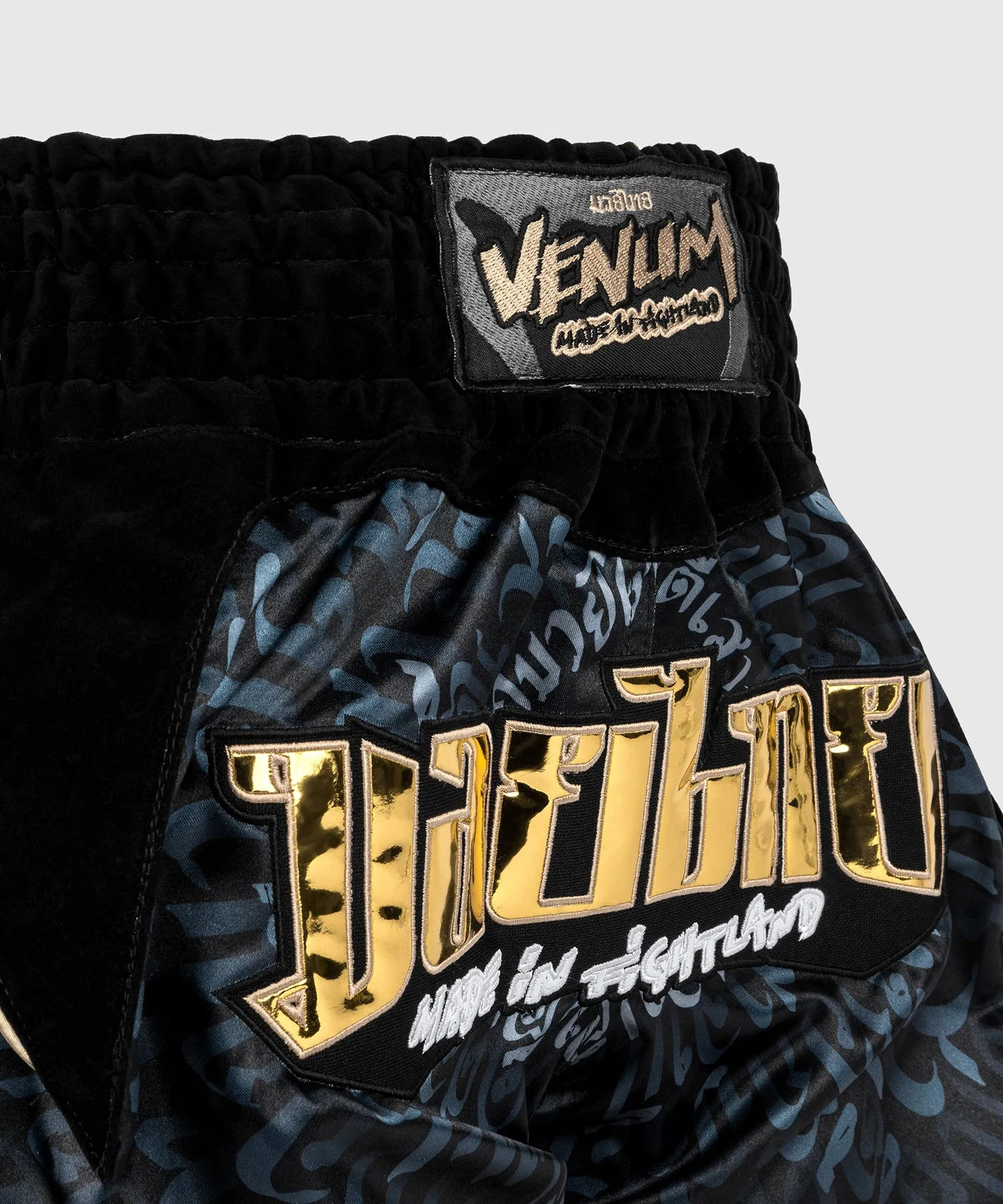 Venum Attack Shorts de Muay Thai - Negro/Gris