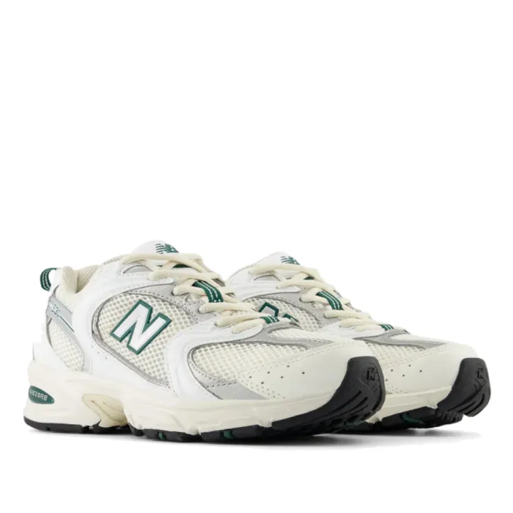 Zapatillas urban New Balance 530 sea salt con white y marsh green