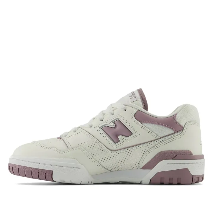 Zapatillas urban New Balance 550 sea salt con ice wine y white